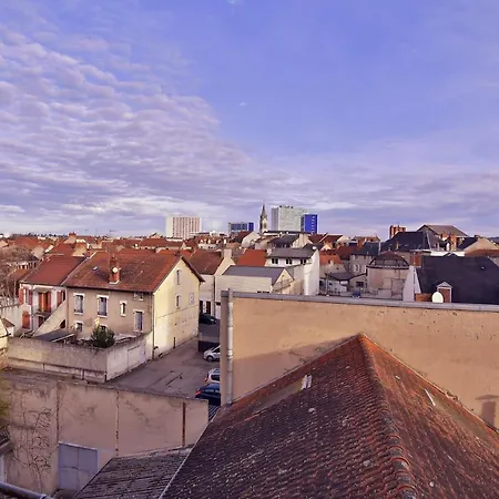 Les Berges Du Cher Montluçon Exterior foto