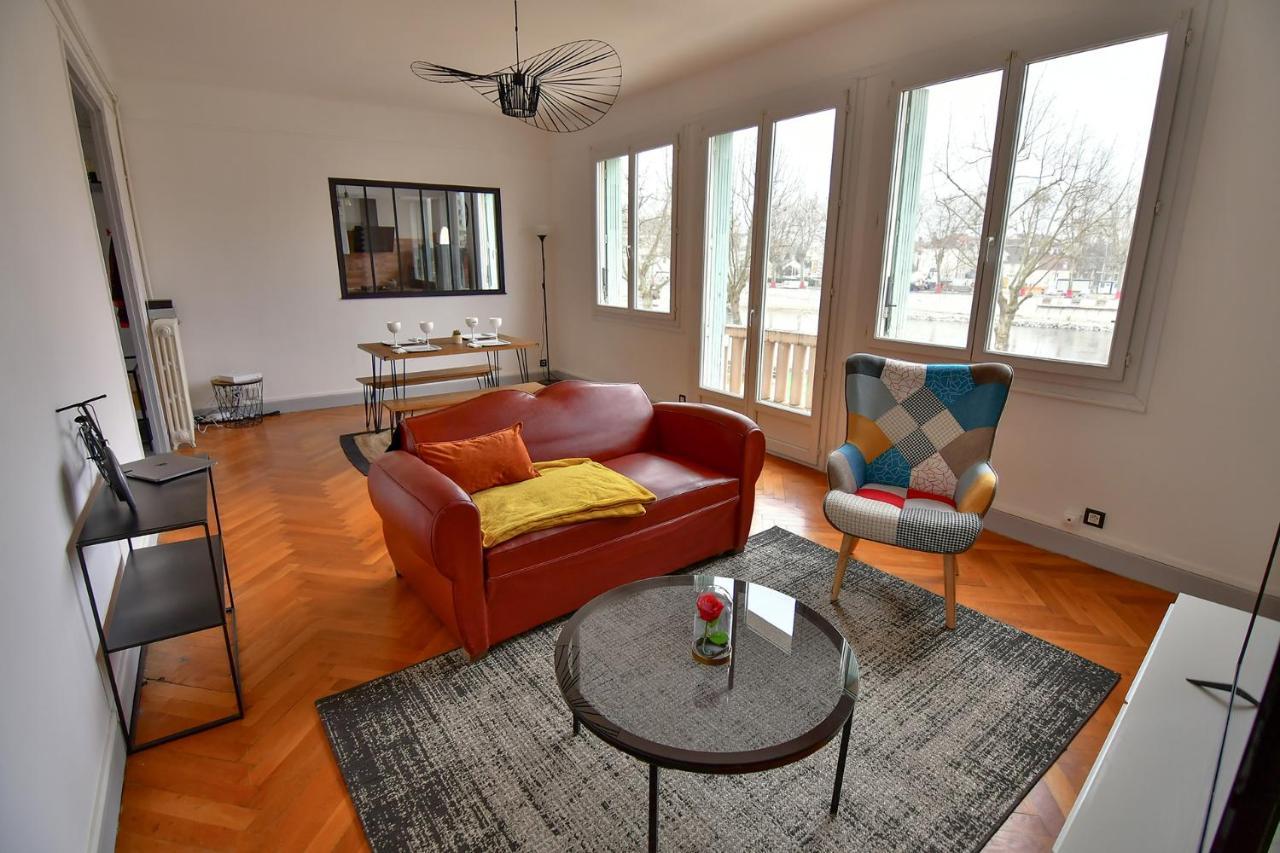 Les Berges Du Cher Apartment *